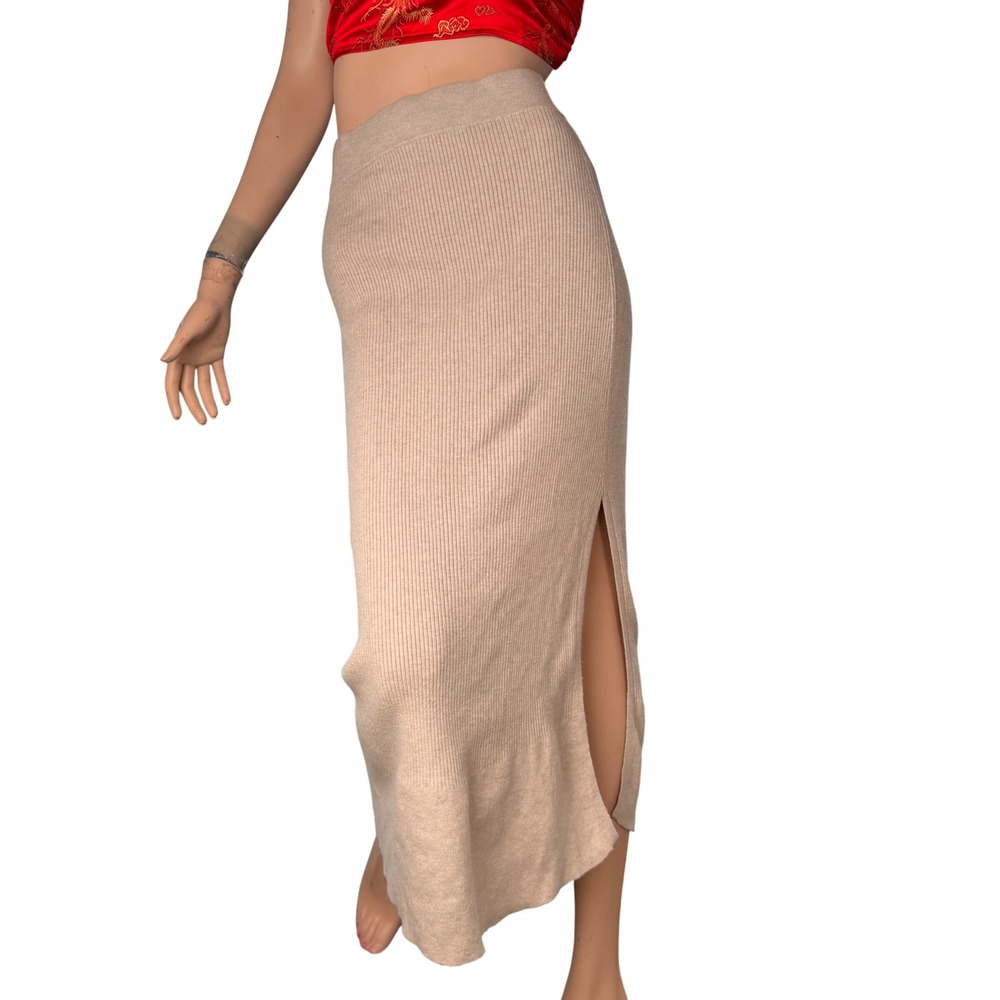 Splendid Ribbed Knit Midi Skirt Oatmeal Beige Side Slit Neutral Minimalist Small